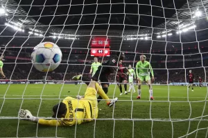 alt 2-0. El Leverkusen da otro paso hacia el título