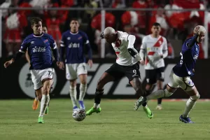 alt Nacional resistió en la altura y buscará en casa su boleto a la fase de grupos