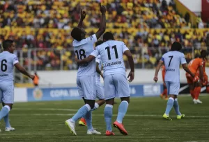 alt 0-0. Garcilaso avanza en la Sudamericana tras superar en la ronda de penaltis al ADT