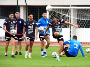 La albirroja espera poner fin a una sequía de 45 años sin ganar la Copa América.