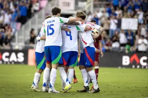 alt Ecuador mide su nivel para la Copa América ante las dudas de Italia