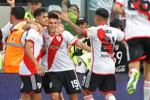 alt River y Estudiantes se baten en un duelo para agrandar su historia en el fútbol argentino