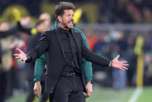 alt https://latingoles.com/hondureno-figura-y-goleador-en-el-futbol-de-portugal/