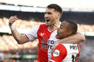 alt Giménez gestan la decimocuarta copa para el Feyenoord