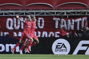 alt Argentinos Juniors vence a Corinthians con los suplentes y alcanza la cima del Grupo F