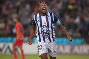 alt 2-1. Pachuca, de la mano del goleador Rondón, se clasifica a la semifinal de la Concacaf