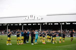 alt 0-1. Guimaraes sostiene al Newcastle cerca de Europa