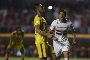 ALT Barcelona y Sao Paulo, con la urgencia de ganar para aplacar sus crisis y seguir en Copa