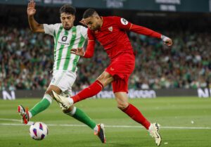 ALT Betis y Sevilla empatan un derbi que ralentiza la escalada bética hacia Europa
