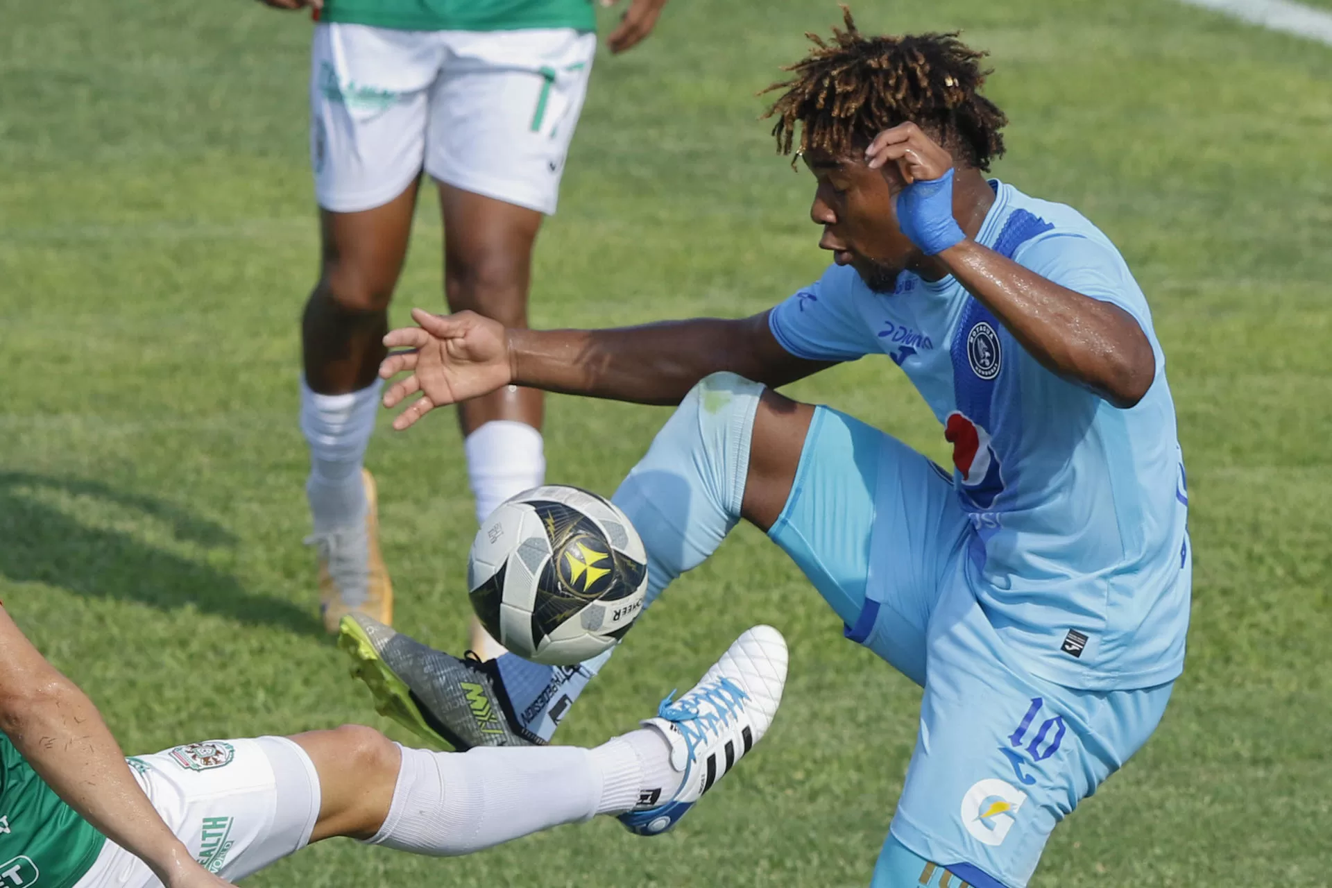 alt Génesis vence a Real Sociedad en Honduras, con gol del paraguayo Roberto Moreira