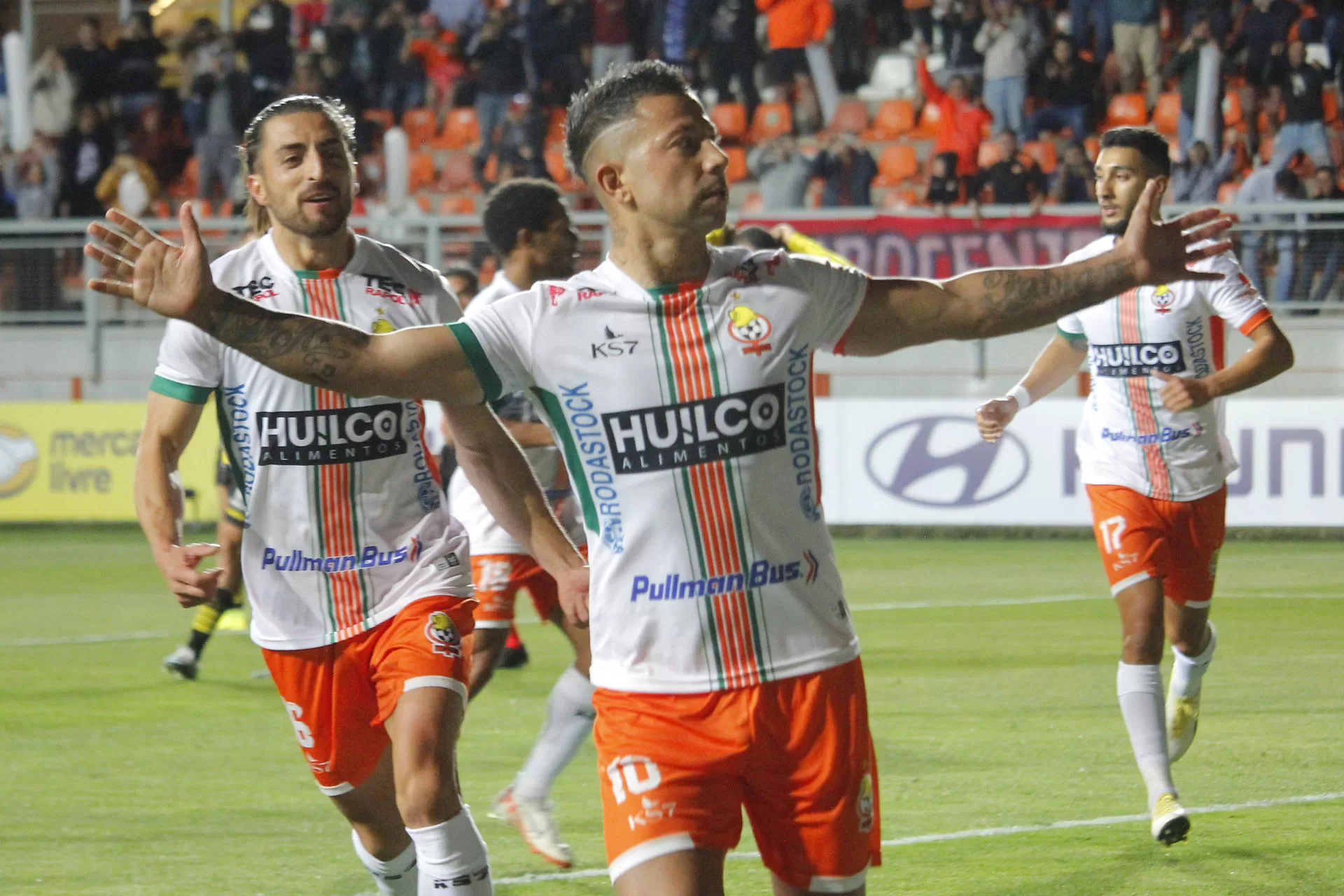 alt 1-1. Penaltis dan empate a Cobresal y Barcelona en el inicio del grupo B de la Libertadores