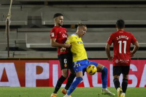 alt Duelo crucial por la permanencia en el Nuevo Mirandilla