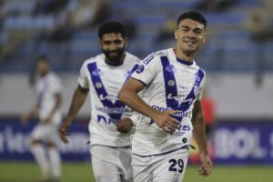 alt 0-4. Rayo cae por tercera vez y Ameliano suma, pero no le alcanza