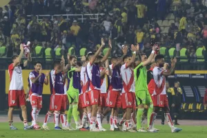 alt 0-2. Gol de carambola de Boselli y cañonazo de Fonseca dejan en éxtasis a River en San Cristóbal