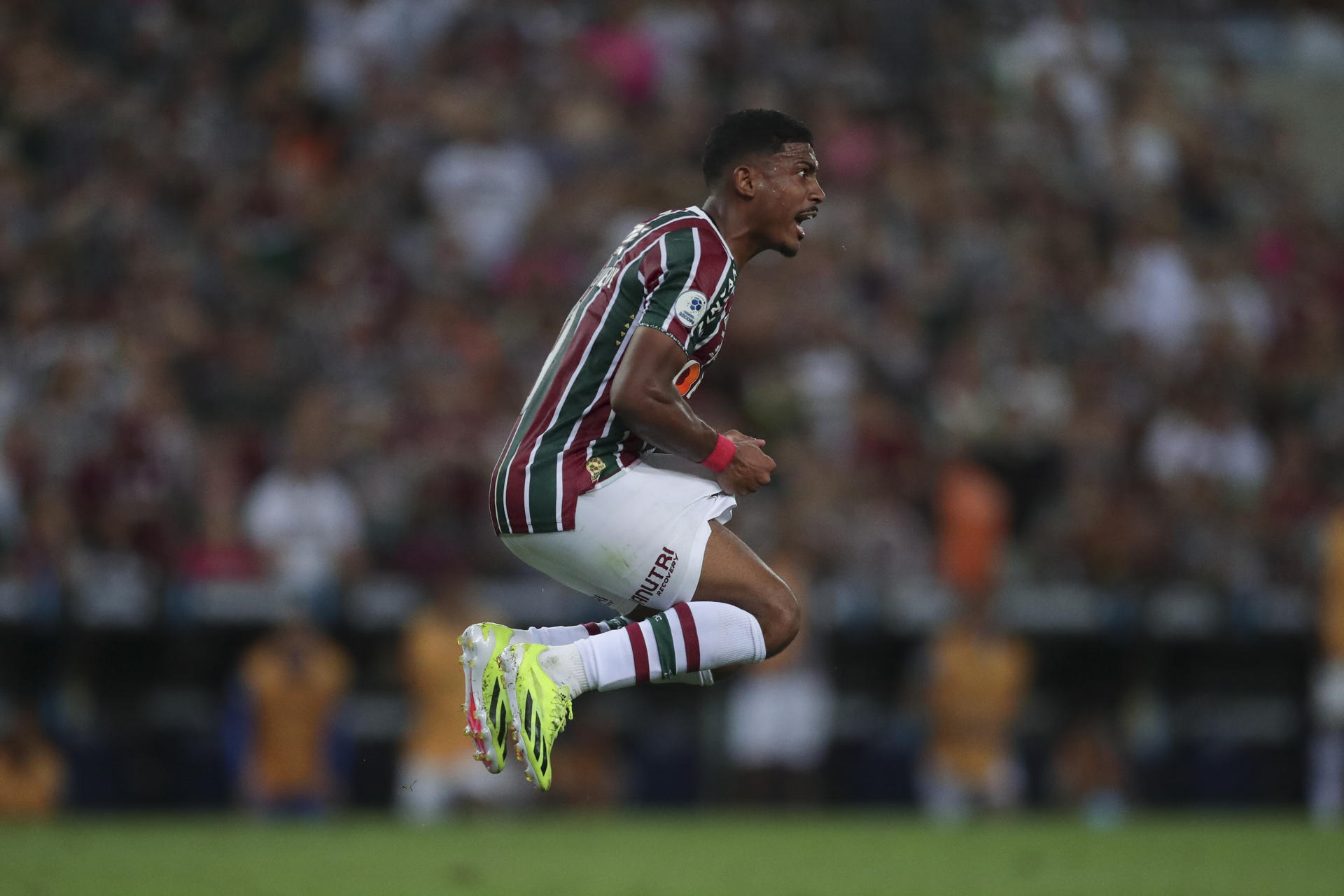 alt Fluminense aparta por indisciplina al brasileño John Kennedy