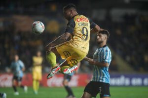alt Coquimbo gana con gol panameño y se afianza como líder de la liga