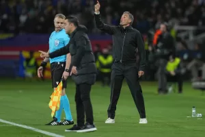 alt https://latingoles.com/mexicanos-asombran-y-lideran-el-campeonato-en-ecuador/