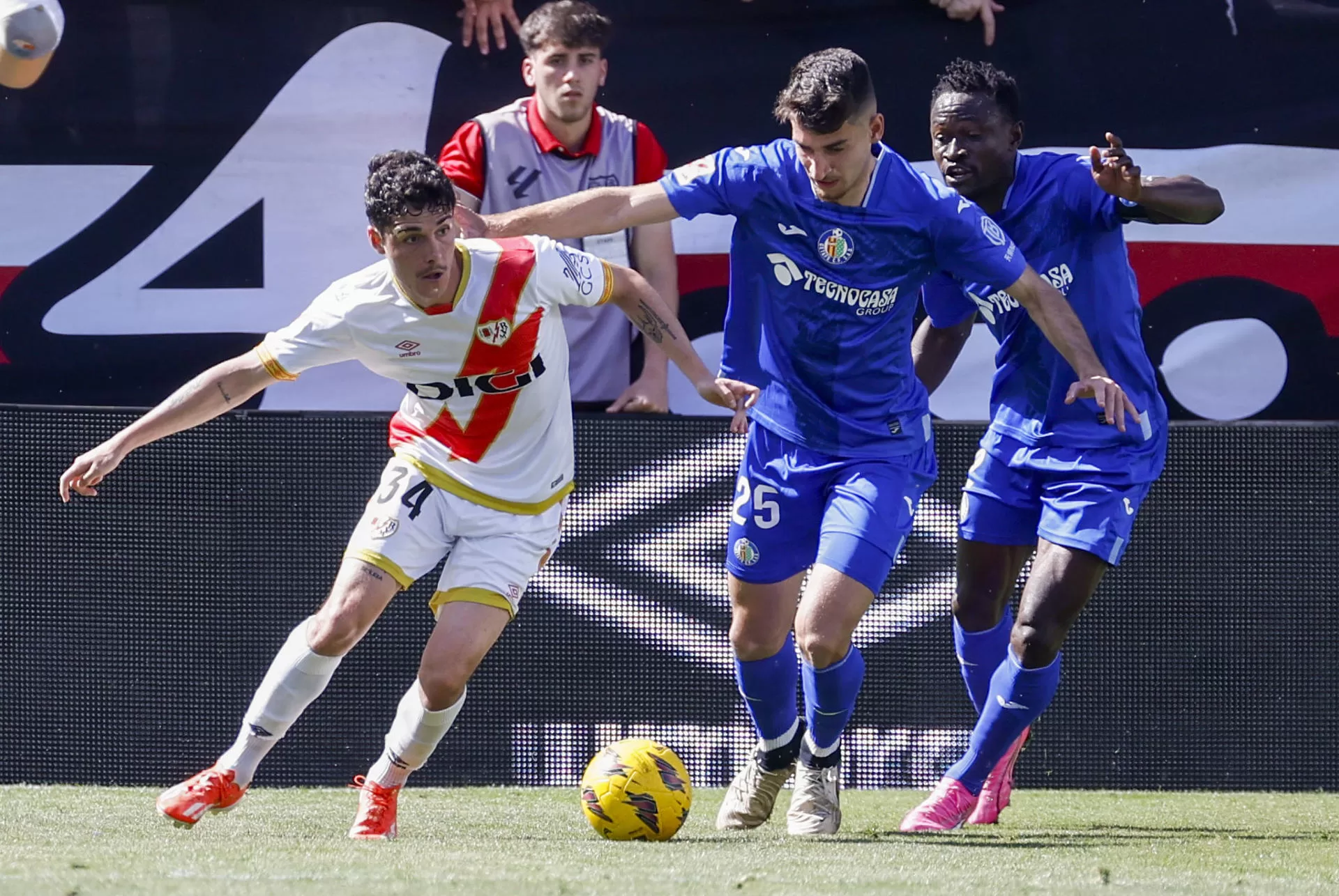 0-0. El Rayo se enreda en la telaraña defensiva del Getafe