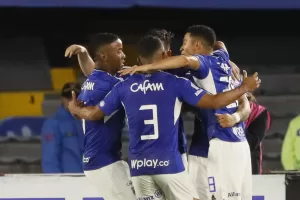 Jugadores de Millonarios celebran un gol, en una fotografía de archivo. EFE/ Carlos Ortega