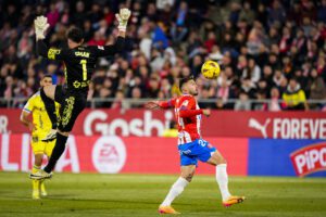 alt El Cádiz, al límite; el Girona, a Europa