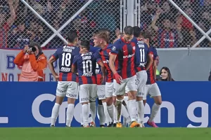 alt Colombianos y paraguayo de San Lorenzo viven su peor momento