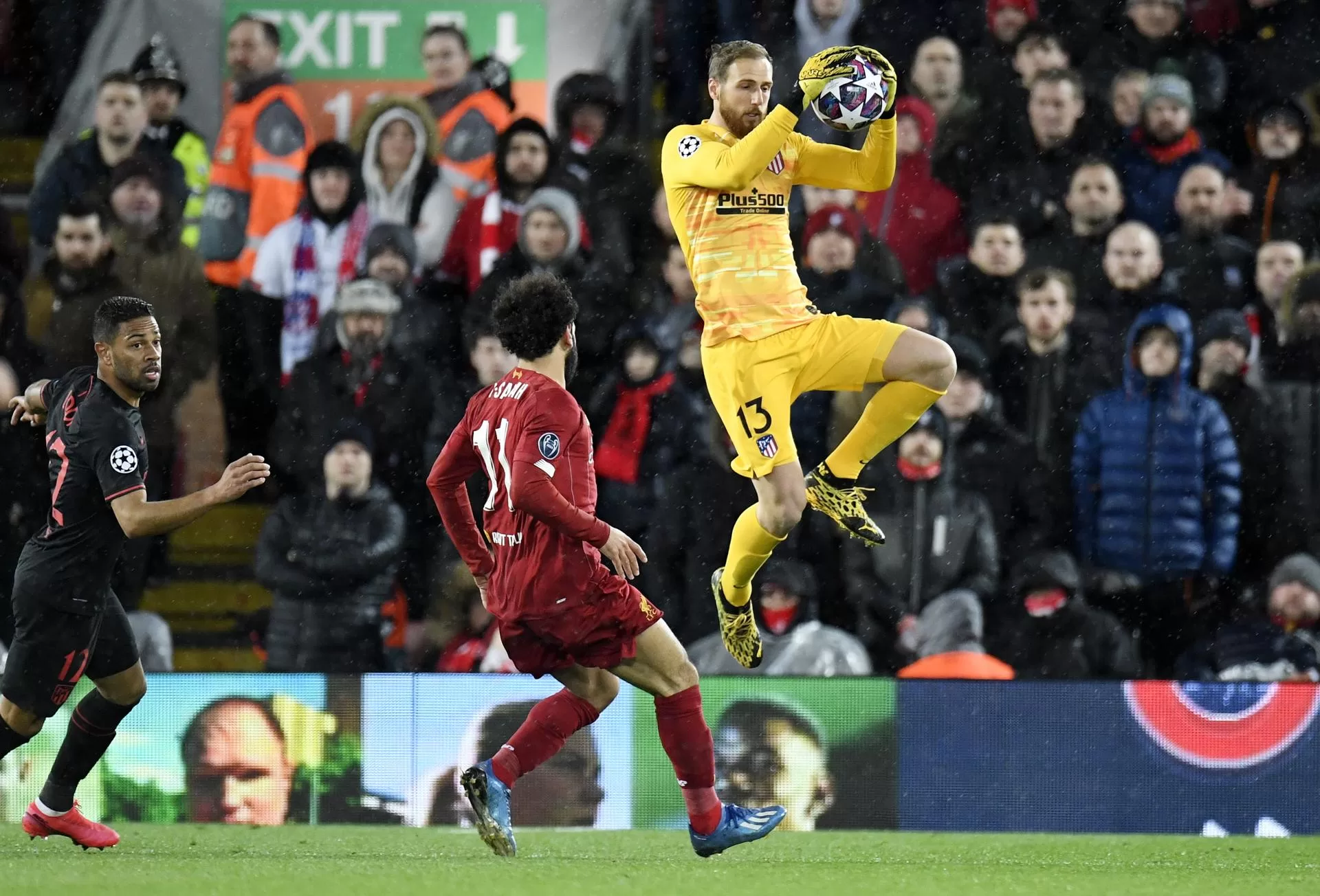 Oblak, contra el Liverpool en Anfield el 11 de marzo de 2020. EFE/EPA/PETER POWELL 