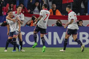 ALT 2-0. Lozano y Bentancourt ponen al Nacional uruguayo junto a River en la cima del grupo H de la Libertadores