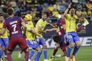 alt 0-1. El Plan B del Barça suma los tres puntos en Cádiz