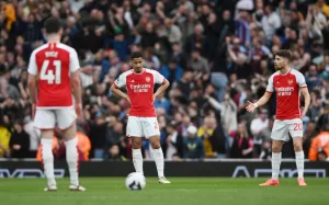 alt 0-2. Emery dinamita la Premier