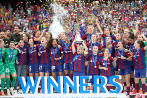 alt 2-0. Aitana impone su jerarquía y lleva al Barça en San Mamés a su tercera Champions