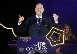 El presidente de la FIFA, Gianni Infantino, fue registrado este jueves, 16 de mayo, durante su intervención en el 34 Congreso de la Confederación Asiática de Fútbol, en Bangkok (Tailandia). EFE/Rungroj Yongrit