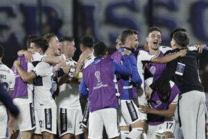 alt Gimnasia derrota a Atlético Tucumán y avanza a los octavos de final de la Copa Argentina