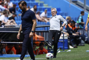 alt 1-2. Aguirre, rey de las despedidas