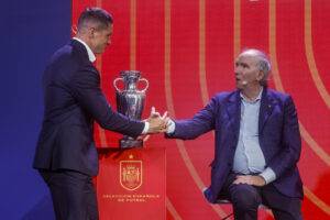 alt Pedri, Fermín, Ayoze, Nacho, Aleix García y Llorente, novedades para la Eurocopa