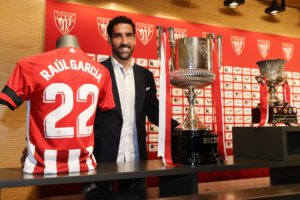 alt Raúl García se despide del fútbol "feliz" y "orgulloso" de su trayectoria