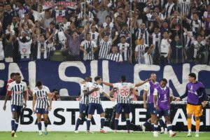 alt Alianza Lima se mide con Cerro Porteño con la necesidad de ganar en casa