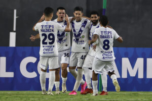 alt 1-0. Sportivo Ameliano vence a Rayo Zuliano y sigue segundo del Grupo E de la Sudamericana