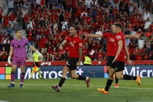alt 2-2. El Mallorca sella la permanencia matemática tras un agónico empate