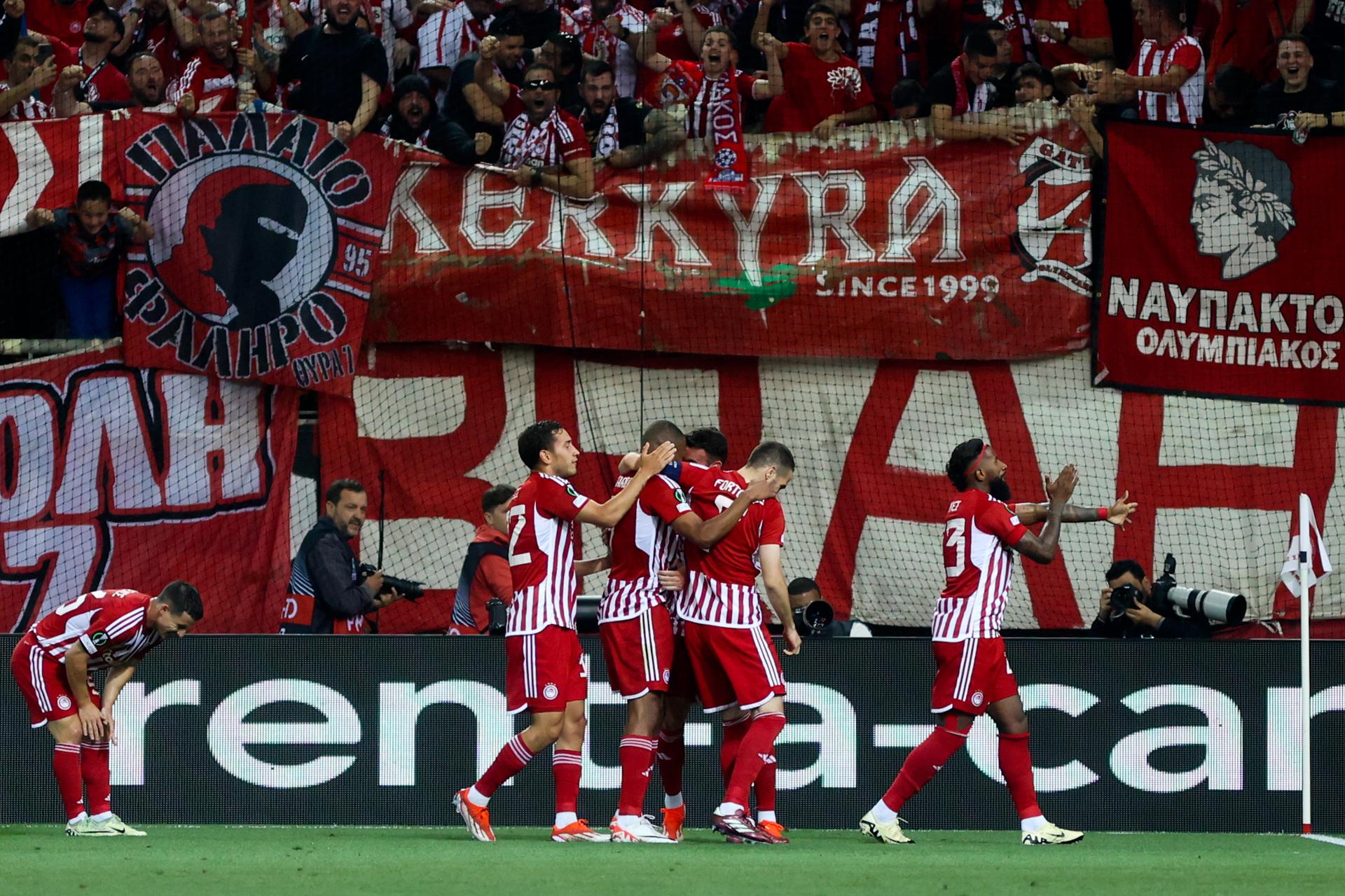 alt 2-0. Mendilibar gana la partida a Emery y lleva al Olympiacos a su primera final europea