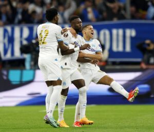 alt Con la figura del panameño Murillo, Marsella remonta en Bélgica