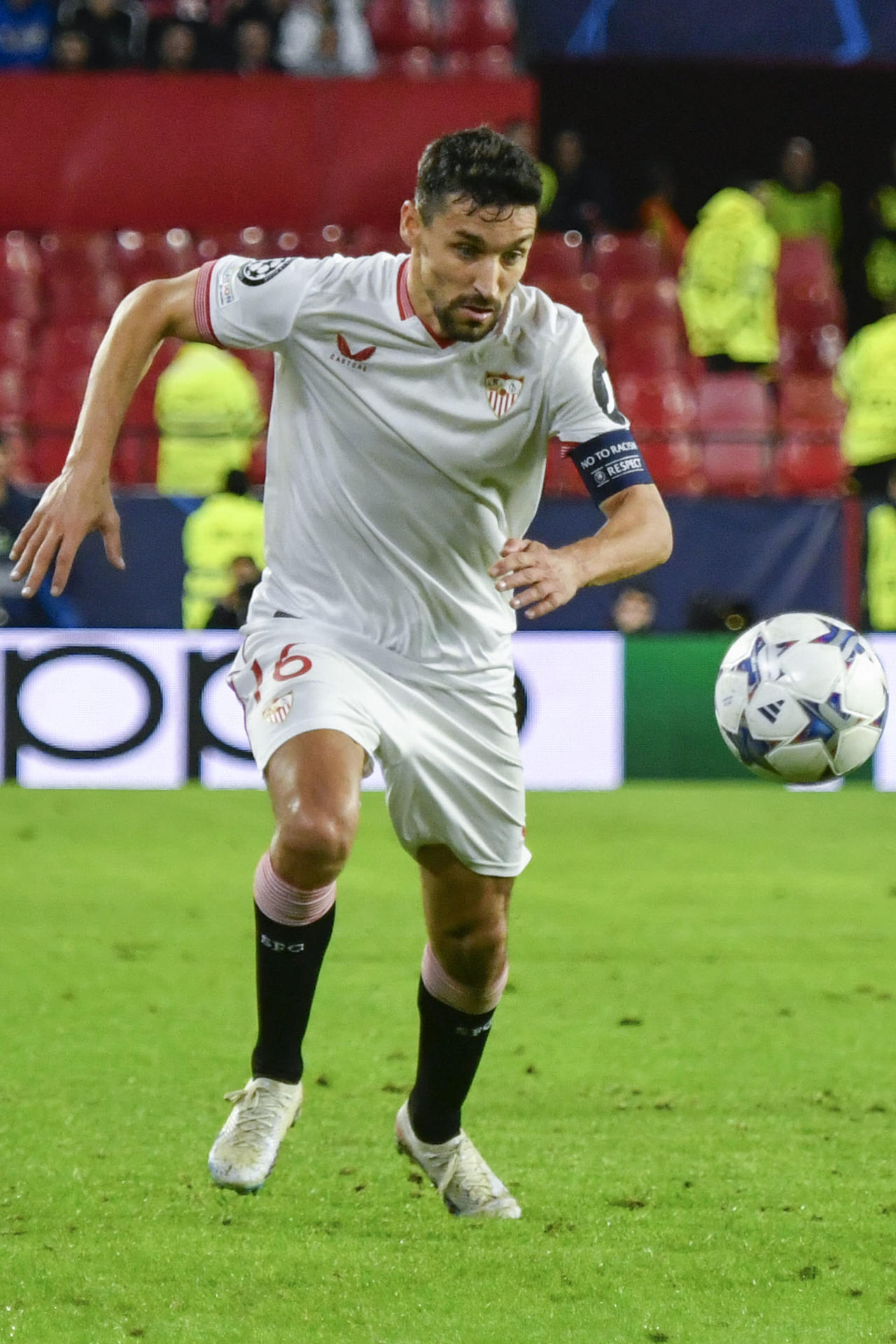 El español Jesús Navas anuncia su marcha del Sevilla a la conclusión de esta temporada