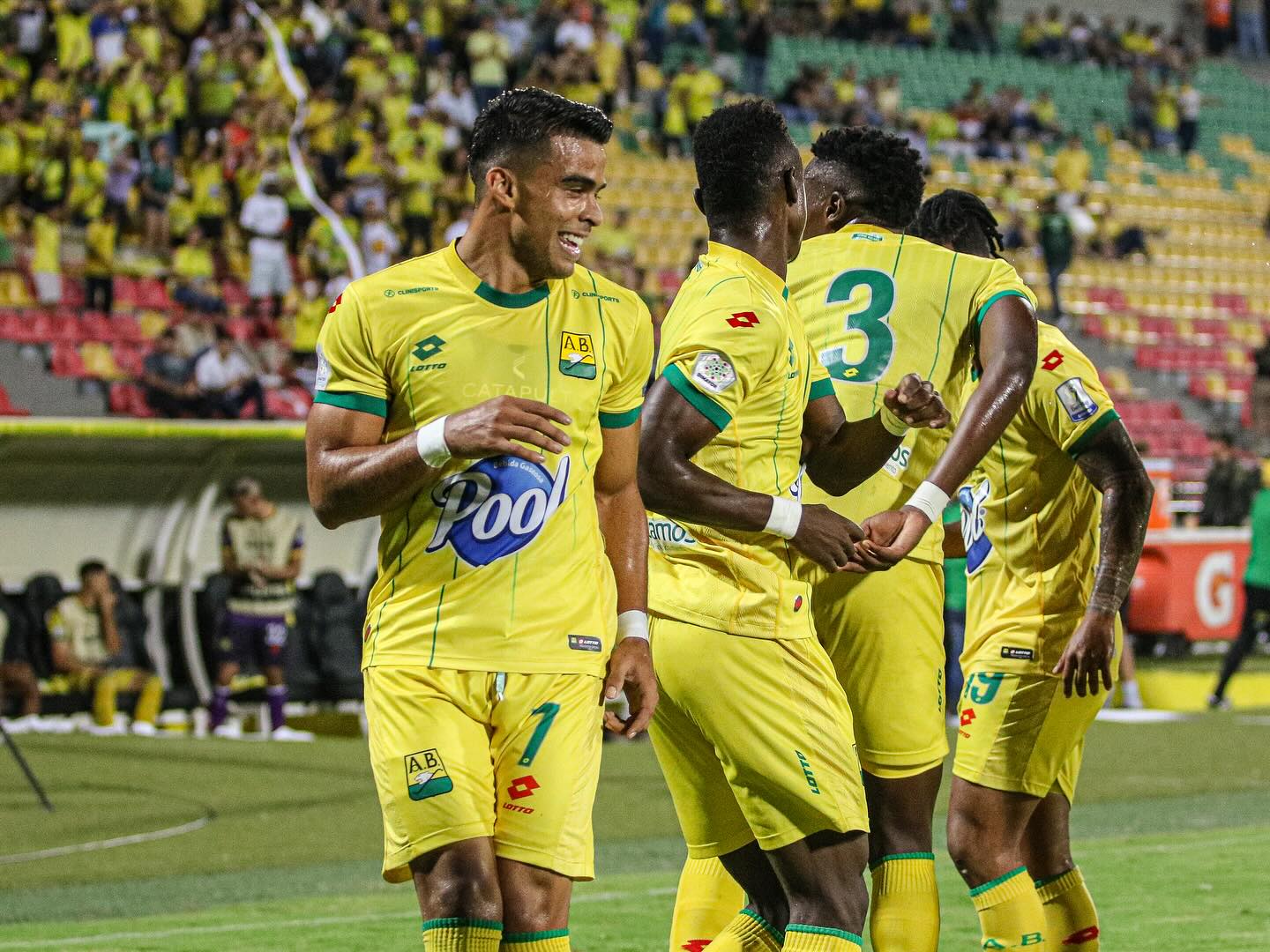 alt Argentino Sambueza y uruguayo Rodriguez, figuras en la final del fútbol colombiano