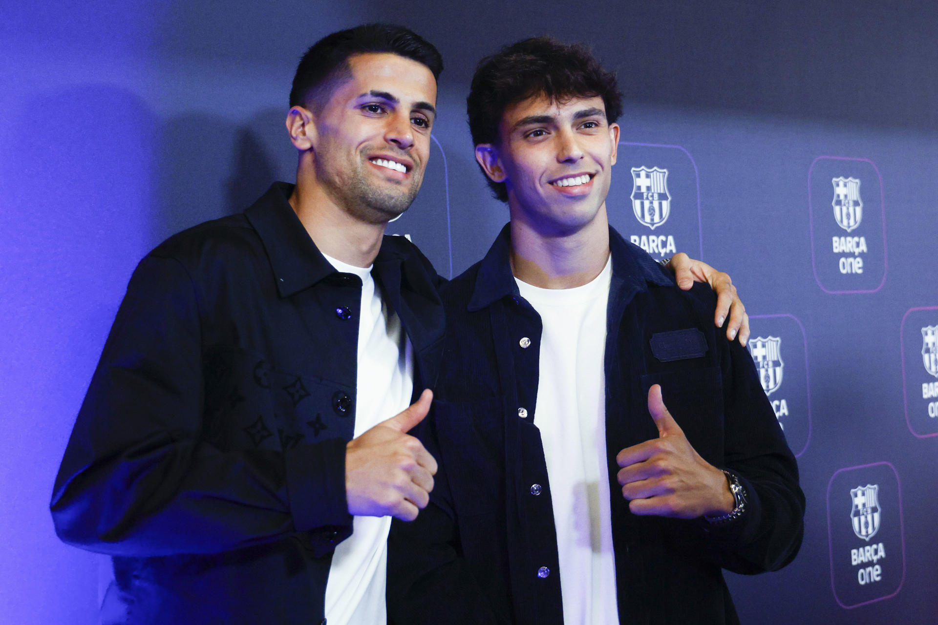 alt El Barcelona confirma la salida de Marcos Alonso, pero rectifica con Joao Félix y Cancelo