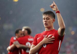 alt 3-1. Maravilla de Güler, victoria de Turquía