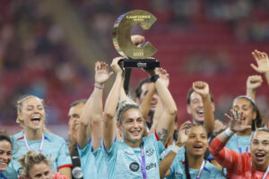 alt 1-4. Claudia Pina con doblete, Ari Arias y Patri certifican goleada de Barcelona