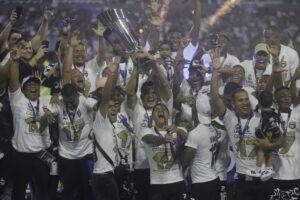 alt El defensor del título Tauro F.C. y Potros del Este pondrán en marcha el Clausura panameño