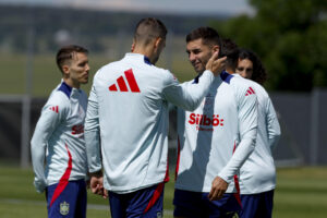 alt España afina puntería y los porteros exhiben reflejos