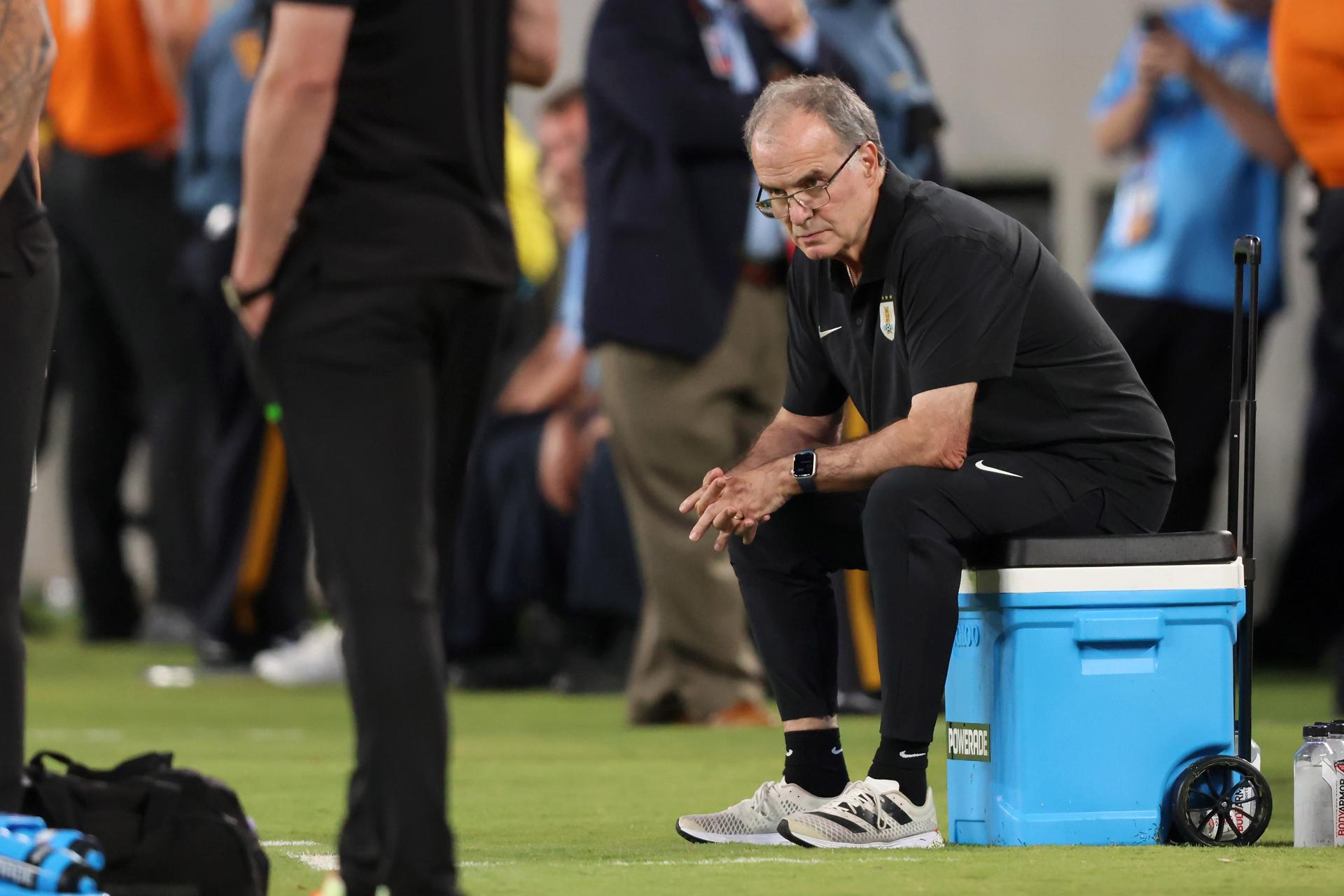 alt Bielsa frena la euforia al menos hasta que Uruguay se mida con los mejores