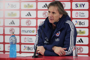 alt Gareca está "enfocado" en enfrentar a sus antiguos dirigidos en el 'clásico del Pacífico'