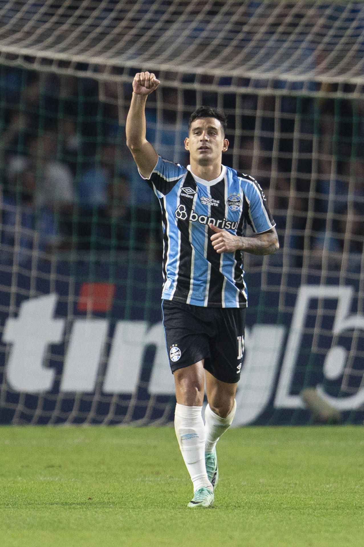 alt 1-1. Gremio empata, cede el liderato a The Strongest y se medirá con el campeón en octavos